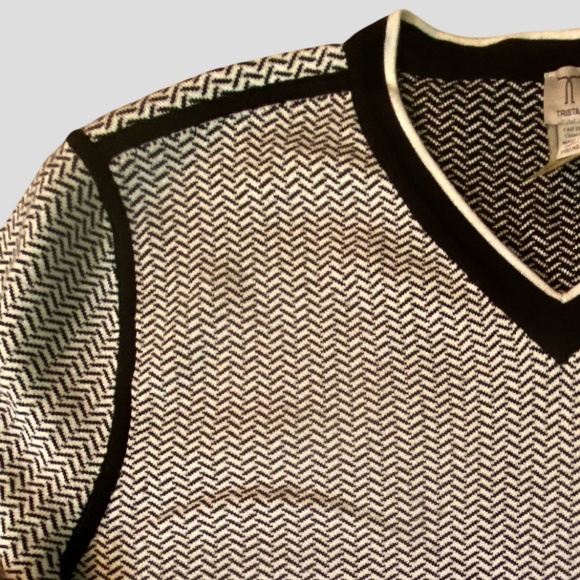 Tristan Mens Black/White Chevron Pattern Soft V-neck Cozy Knit Sweater-Sz-XL - Picture 2 of 16